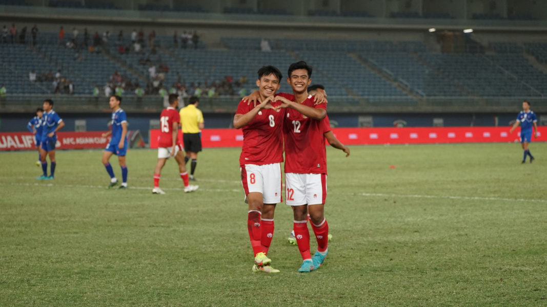 Timnas Indonesia dipastikan lolos ke Piala Asia 2023 setelah menggasak timnas Nepal 7-0 pada laga pamungkas Grup A Kualifikasi Piala Asia 2023 di Stadion Internasional Jaber Al-Ahmad, Rabu (15/6/2022) dini hari. Foto: PSSI.