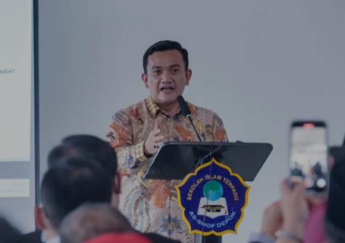 Kadisdik Dedi Supandi Dedi Supandi menghadiri "Pelantikan Pengurus Forum Kepala Sekolah Swasta (FKSS) Jawa Barat Masa Bakti 2022-2026" di SMAS IT Nururrahman, Kota Depok, Jumat (5/8/2022). Foto: Disdik Jabar.