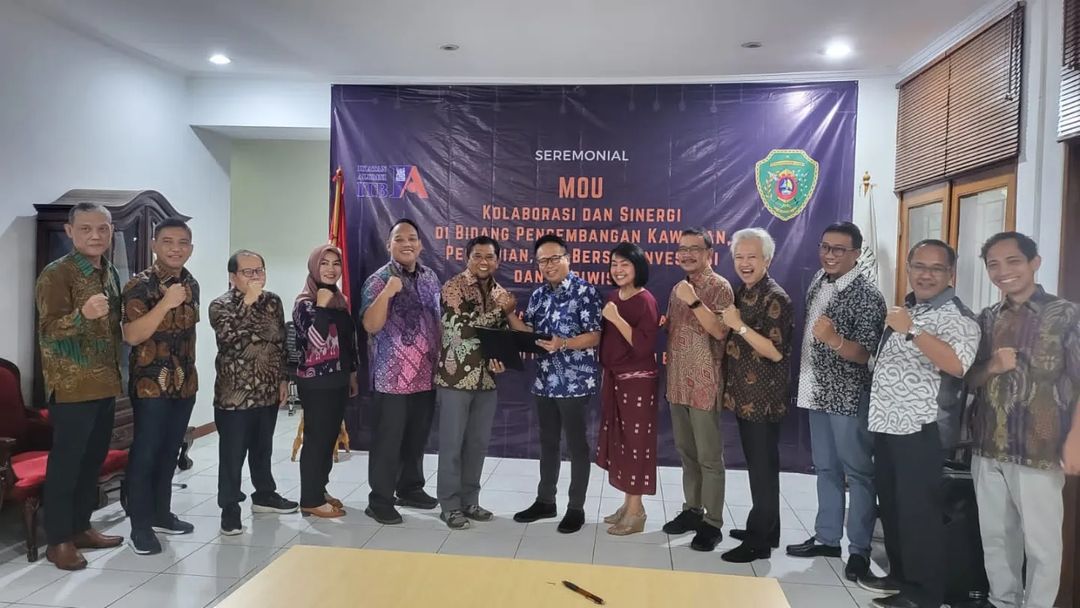 Ketua umum Ikatan Alumni Institut Teknologi Bandung (IA ITB) dan Bupati Penajam Paser Utara bersepakat untuk bersinergi dalam membantu mempercepat pembangunan IKN. Foto: IA ITB.
